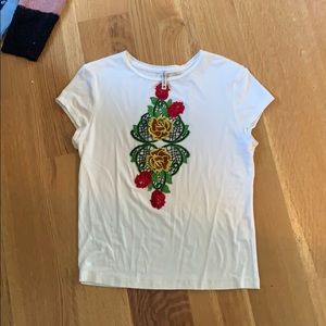 Embroidered tee